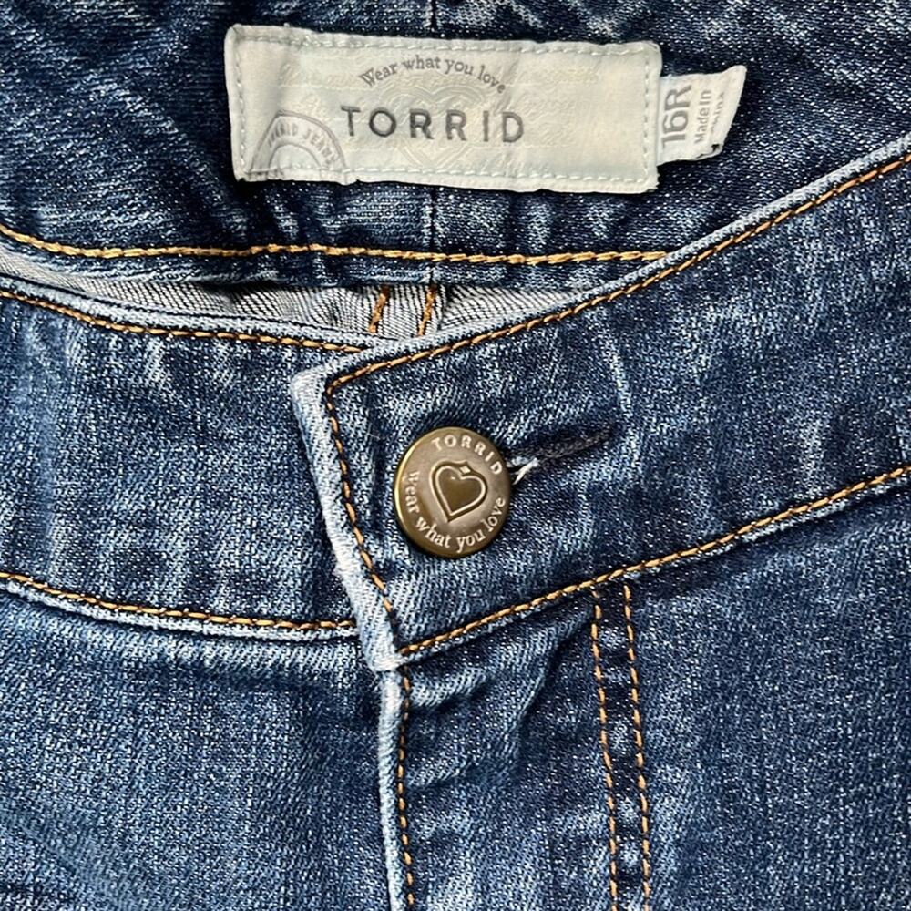 Torrid Distressed Boot Cut Jeans Size 16R - Picture 2 of 8